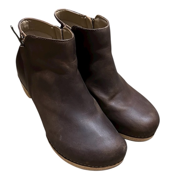 Dansko Womens Lizanne Oiled Pull Up Brown Leather Ankle Boots Clogs Size 40 - Picture 3 of 9